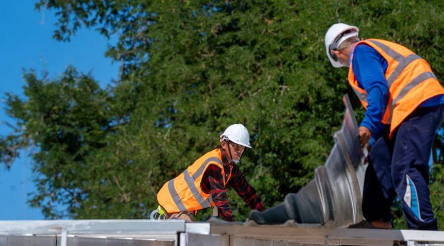 Roof maintenance in Malone, TX